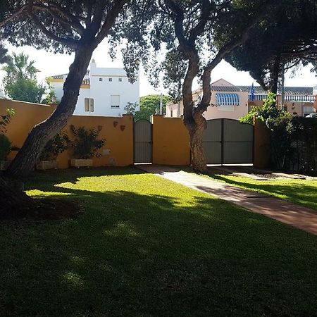 Chalet La Barrosa A 800 Mts Playa Чиклана де ла Фронтера Екстериор снимка